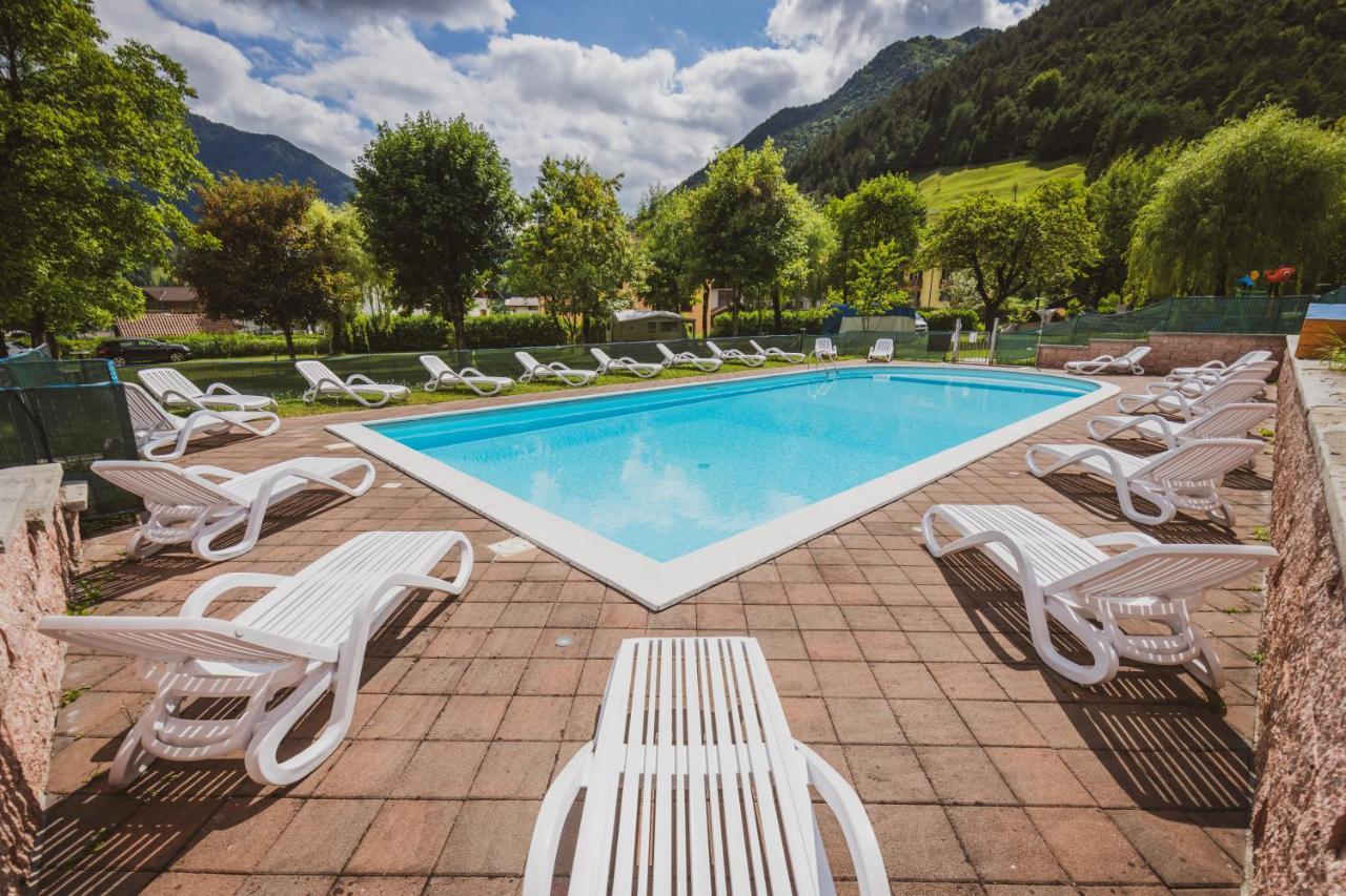 Albergo Casavecchia Tiarno di Sopra Εξωτερικό φωτογραφία