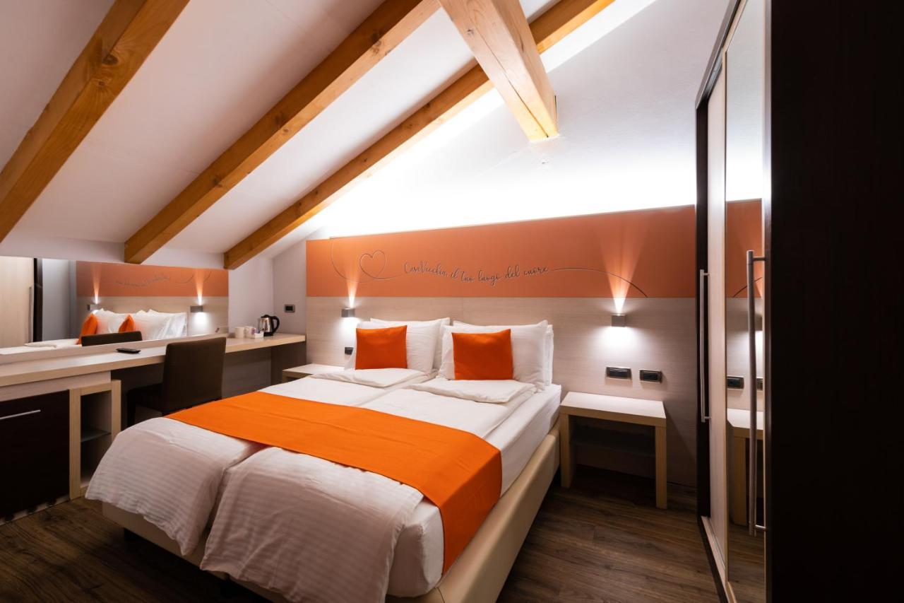 Albergo Casavecchia Tiarno di Sopra Εξωτερικό φωτογραφία