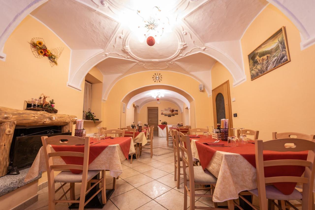Albergo Casavecchia Tiarno di Sopra Εξωτερικό φωτογραφία