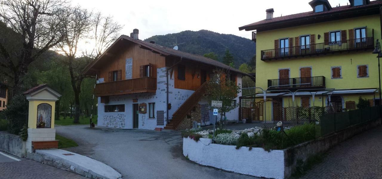 Albergo Casavecchia Tiarno di Sopra Εξωτερικό φωτογραφία